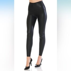 BLACK HIGH-WAISTED FAUX LEATHER LEGGINGS